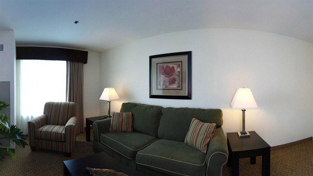 เบสต์ เวสเทิร์น พลัส วาลโดสตา โฮเต็ล แอนด์ สวีตส์ Hotel วัลโดสตา ภายนอก รูปภาพ